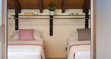 JOIVY Scenic 2BR Apt w/ Balcony & Parking