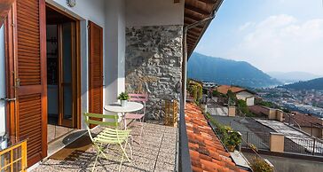 JOIVY Scenic 2BR Apt w/ Balcony & Parking