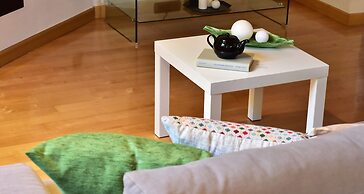 JOIVY Scenic 2BR Apt w/ Balcony & Parking