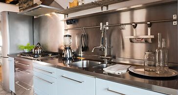 JOIVY Scenic 2BR Apt w/ Balcony & Parking