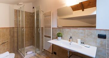 JOIVY Scenic 2BR Apt w/ Balcony & Parking