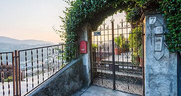 JOIVY Scenic 2BR Apt w/ Balcony & Parking