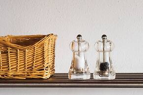 JOIVY Scenic 2BR Apt w/ Balcony & Parking