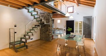 JOIVY Scenic 2BR Apt w/ Balcony & Parking