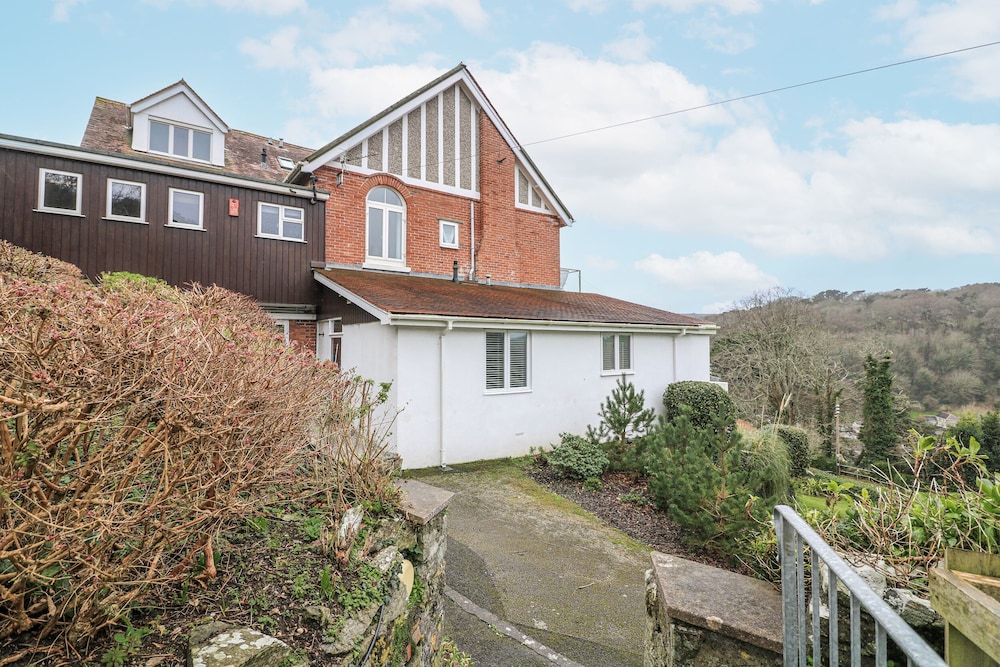 1 Hazeldene