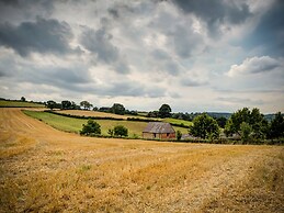 Little Barn