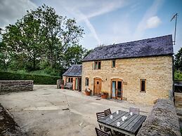 Little Barn
