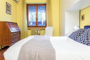 JOIVY Quiet Apt w Terrace in Beautiful Area