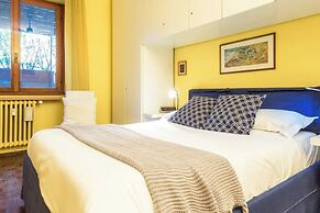 JOIVY Quiet Apt w Terrace in Beautiful Area