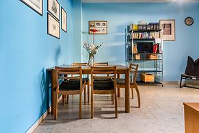 JOIVY Quiet Apt w Terrace in Beautiful Area