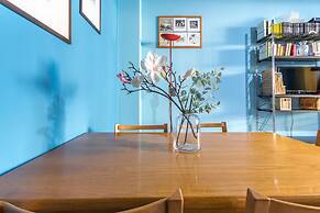 JOIVY Quiet Apt w Terrace in Beautiful Area