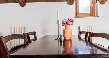 JOIVY Big Wooden Apartment for 6 near Milano Center