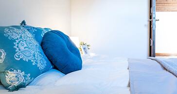 JOIVY Big Wooden Apartment for 6 near Milano Center