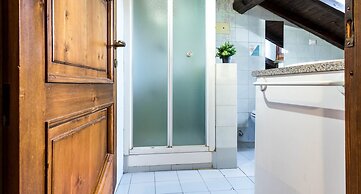 JOIVY Big Wooden Apartment for 6 near Milano Center