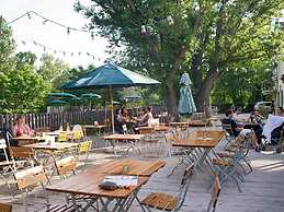 Huttopia Le Moulin