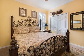 Mickeys Maingate Mansion by VillaDirect