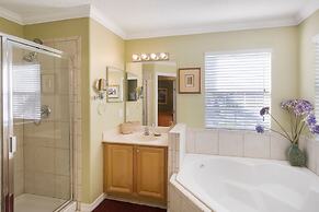 Mickeys Maingate Mansion by VillaDirect