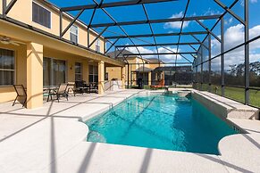 Mickeys Maingate Mansion by VillaDirect