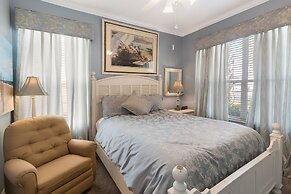 Mickeys Maingate Mansion by VillaDirect