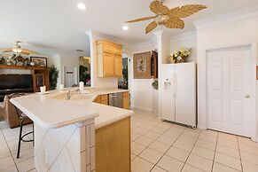 Mickeys Maingate Mansion by VillaDirect