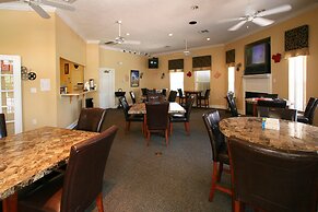 Emerald Blossom by VillaDirect