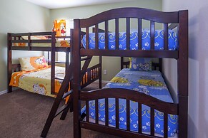 Emerald Blossom by VillaDirect