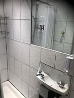 Charing Cross Rooms - B&B