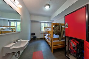 HI Edmonton - Hostel
