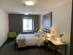 HI Calgary City Centre - Hostel