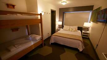 HI Calgary City Centre - Hostel