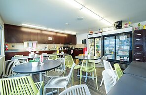 HI Calgary City Centre - Hostel