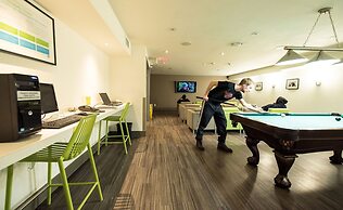 HI Calgary City Centre - Hostel