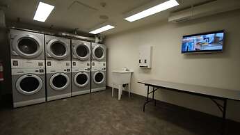 HI Calgary City Centre - Hostel