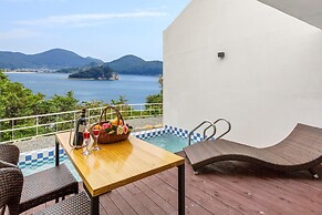 Geoje Star Marine Pool Villa Pension - V