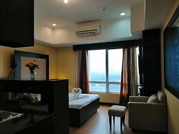 Lancaster Hotel by Central Flats