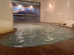 Funabashi Grand Sauna and Capsule Hotel - Caters to Men