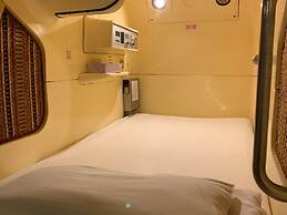 Funabashi Grand Sauna and Capsule Hotel - Caters to Men