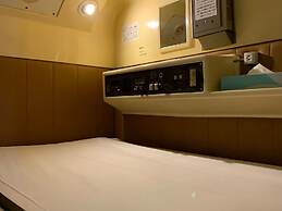Funabashi Grand Sauna and Capsule Hotel - Caters to Men