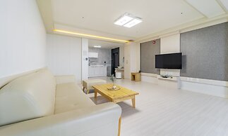 Yeosu Sunset Hostel and Pension