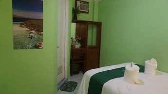 MWR Hotel by Cocotel