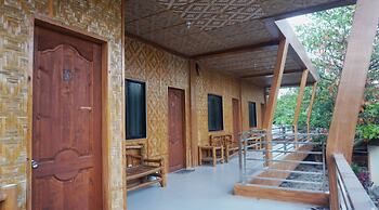 Oslob New Village by Cocotel