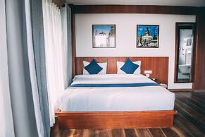 Himalayan Suite Hotel