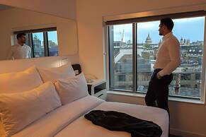 Yotel London City