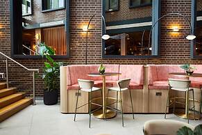 Yotel London City