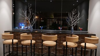 V One Hotel-Ambara Elite