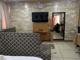 The Autograph Executive Hotel