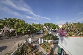 A14 - Cozy Torraltinha Apartment