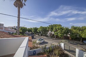 A14 - Cozy Torraltinha Apartment