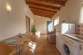 A14 - Cozy Torraltinha Apartment