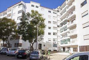 B17 - The Stunning Seaview Apartment